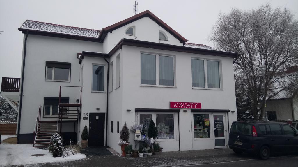 Willton Apartamenty Psary Zewnętrze zdjęcie