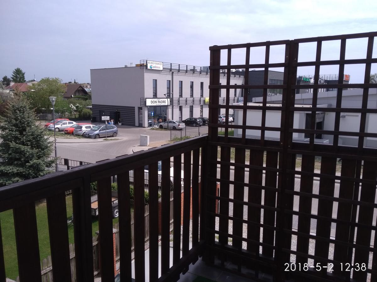 Willton Apartamenty Psary Zewnętrze zdjęcie